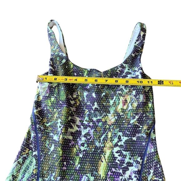 Lululemon Women’s 4 Amala Tank‎ Athletic Purple Green Floral Multi Built In Bra - Picture 9 of 10